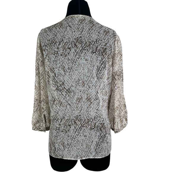Talbots 14P Petite Snakeskin Pintuck Tunic Blouse Sheer 3/4 Sleeve Button Front - Picture 5 of 9